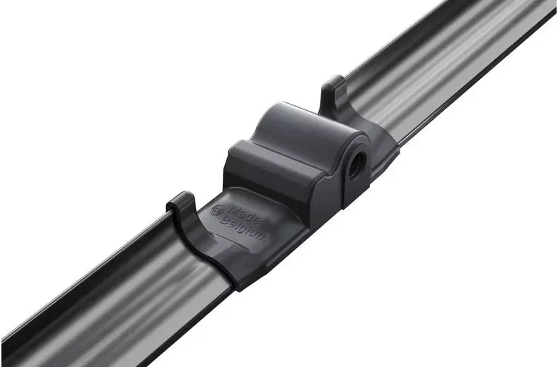 Bosch AeroTwin A943S 26"+26" premium wiper blades for VW Touareg & Porsche Cayenne. Power Protection Plus rubber for silent, streak-free performance.
